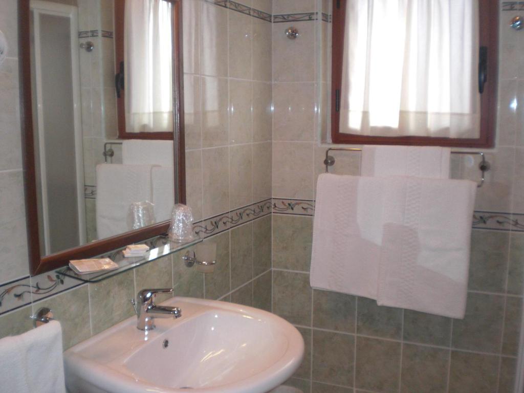 Del Parco 3* Sicili (Campania)