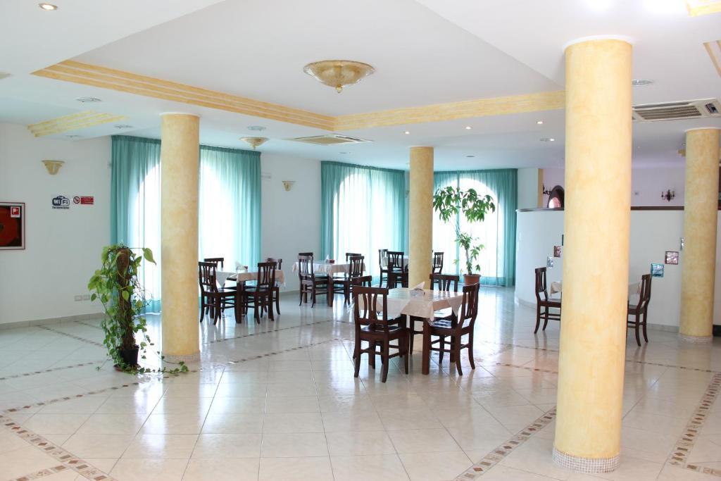 Del Parco 3* Sicili (Campania)
